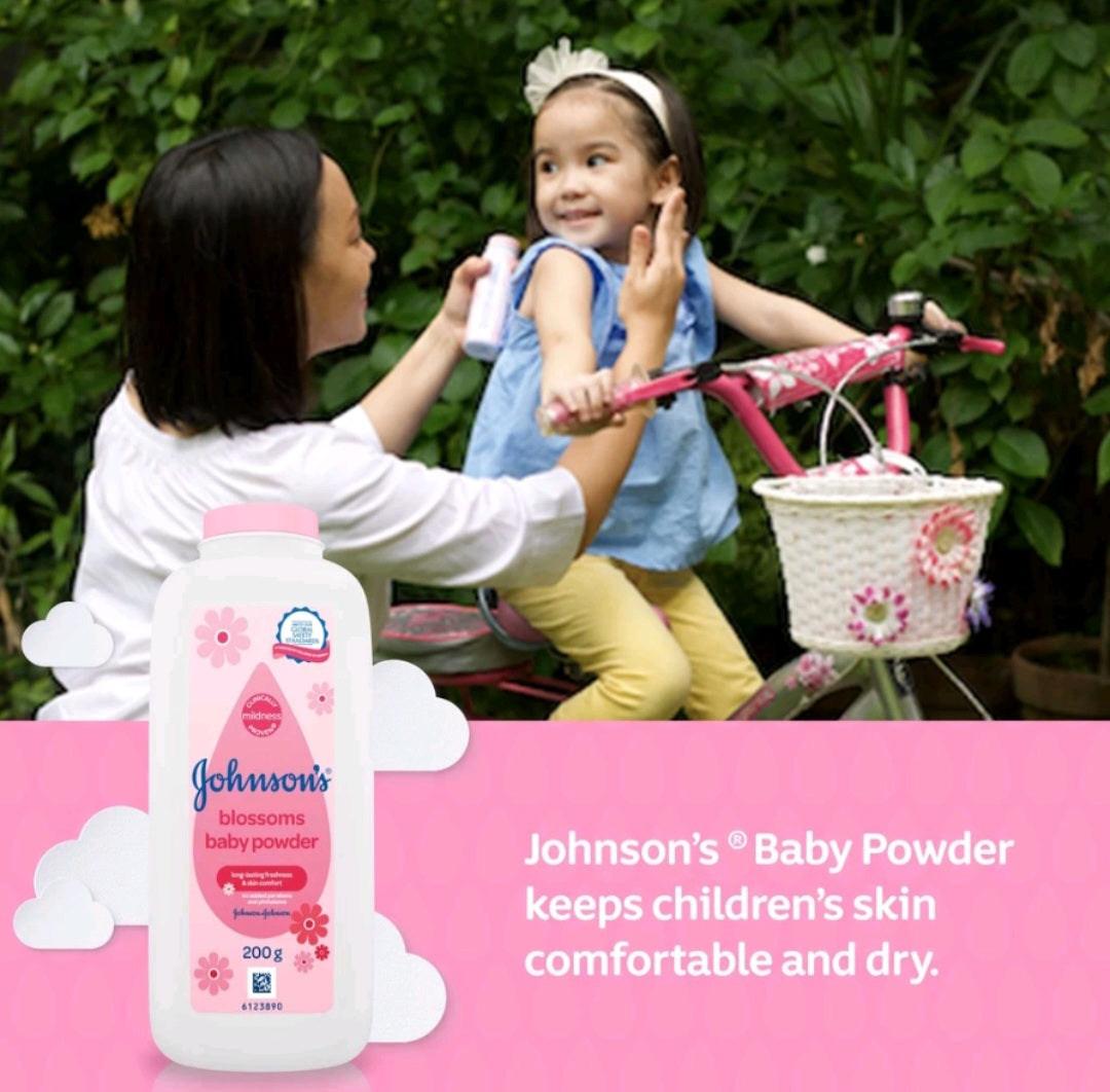 Johnson's Blossoms Baby Powder